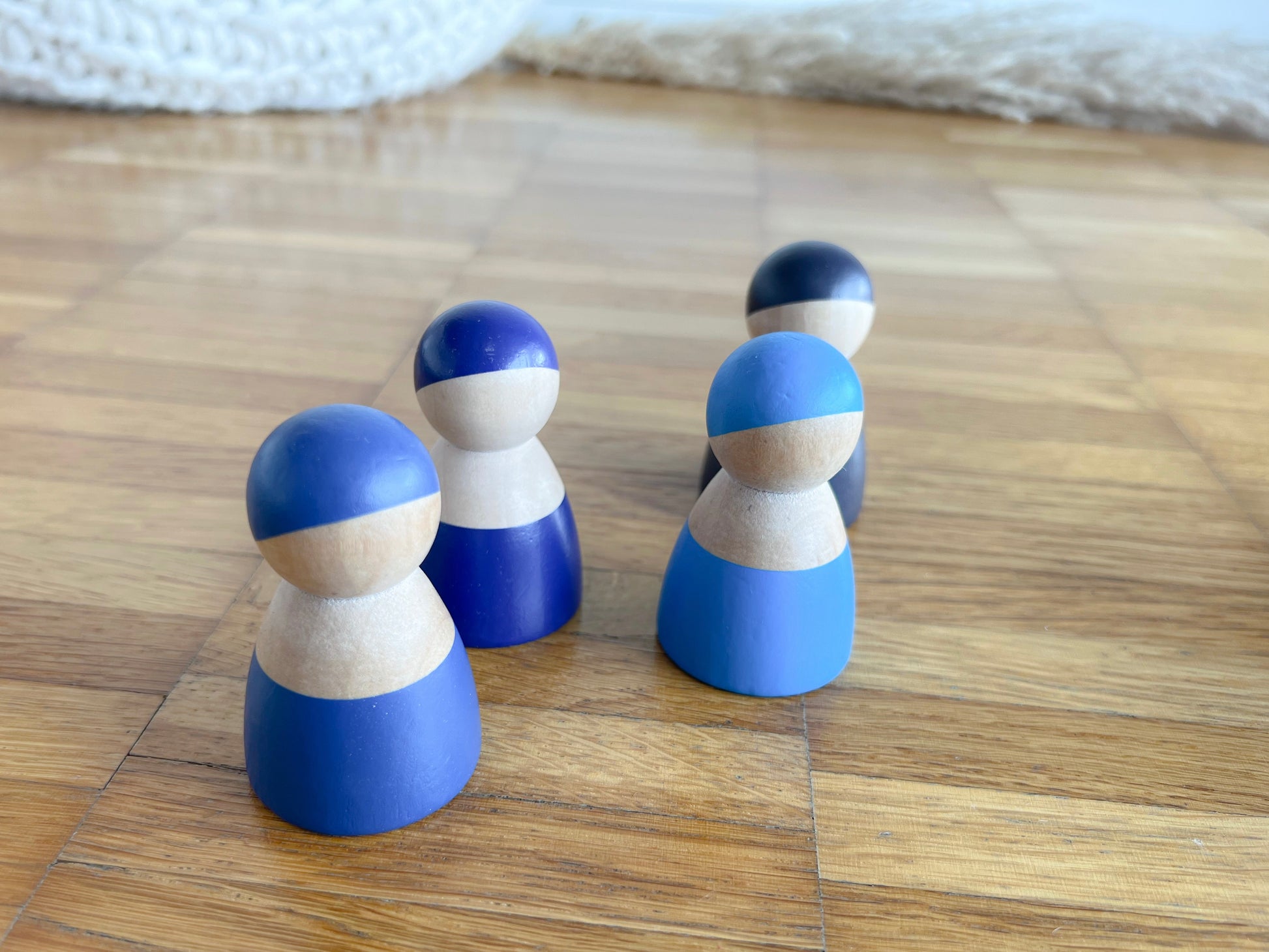 Regenbogenfreunde Figuren aus Holz - Montessori - Hoppe Reiter - Holzspielzeug